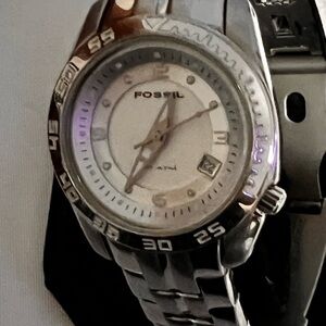 Excellent small Fossil Womens Watch.